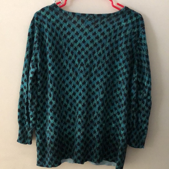 3/4 length Button-Up Patterned Cardigan - Picture 2 of 15